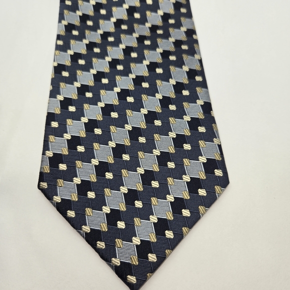 Tesoro Rosso U0mo Moda Hand Made, Light & Dark Gray, Beige Square   Pattern Tie - Picture 5 of 6